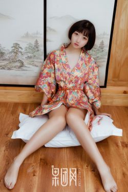 一男一女搞鸡